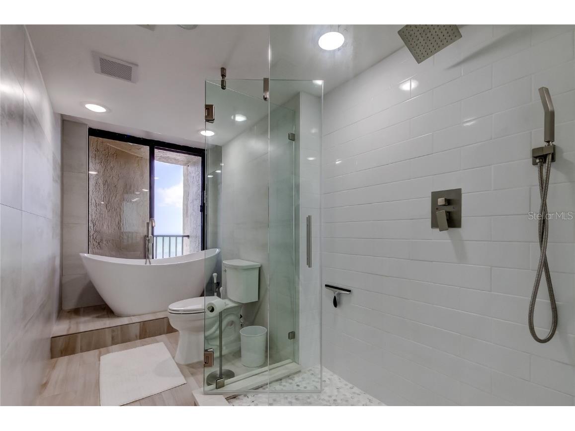 1290 Gulf Boulevard #1102 Clearwater Beach FL 33767 TB8369807 image30