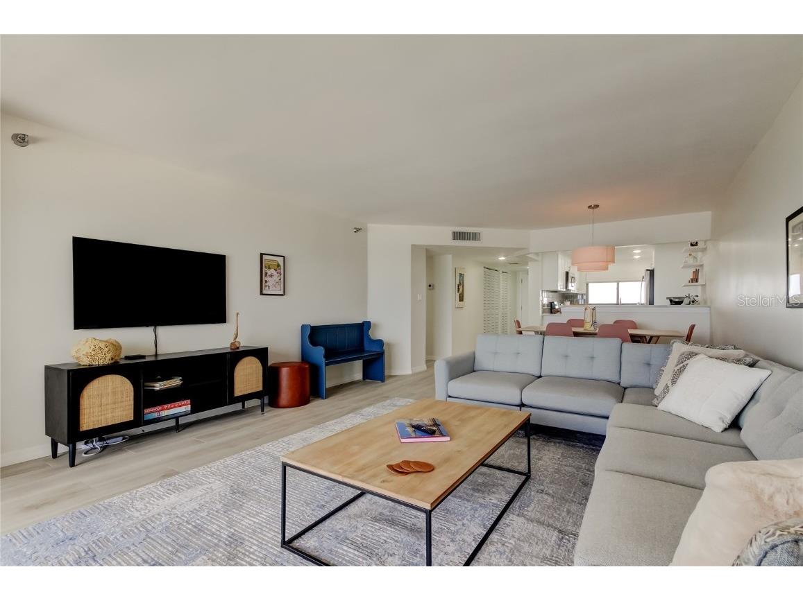 1290 Gulf Boulevard #1102 Clearwater Beach FL 33767 TB8369807 image7