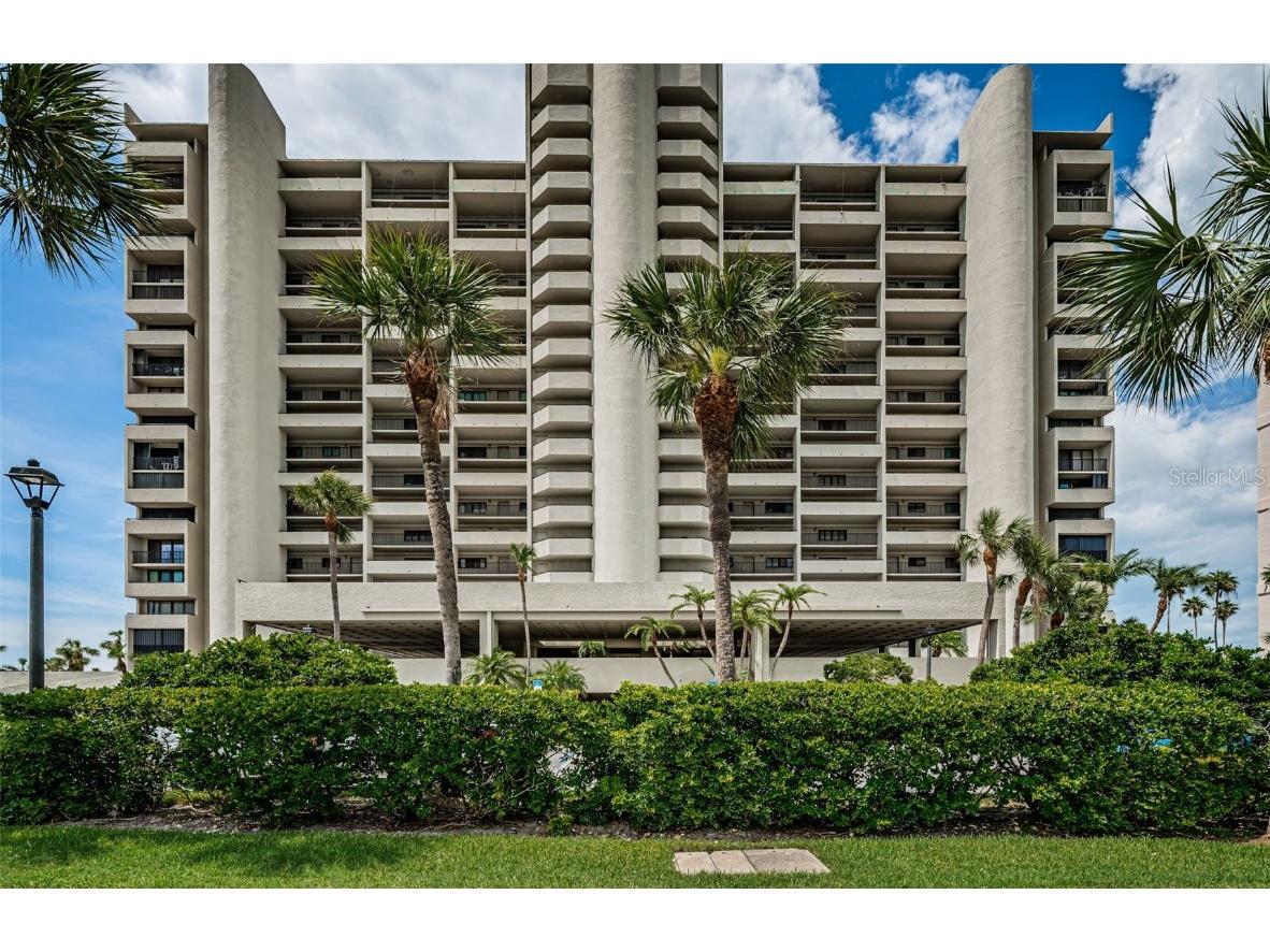 1290 Gulf Boulevard #2004 Clearwater Beach FL 33767 TB8422871 image1
