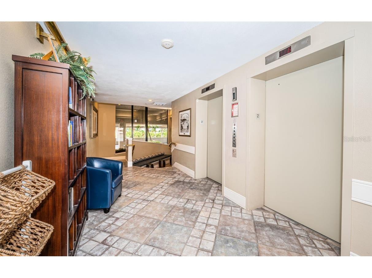 1290 Gulf Boulevard #2004 Clearwater Beach FL 33767 TB8422871 image13