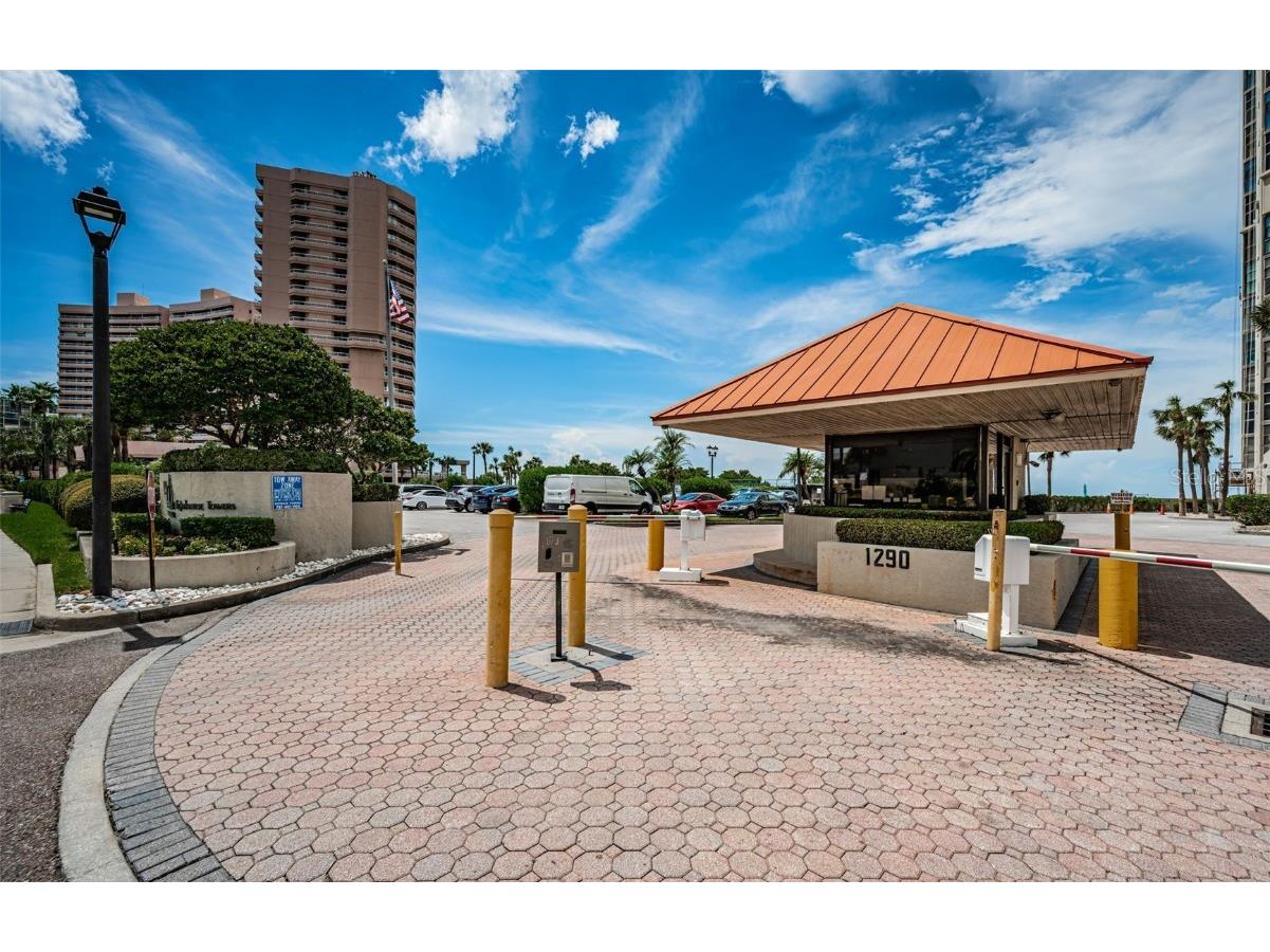 1290 Gulf Boulevard #2004 Clearwater Beach FL 33767 TB8422871 image4