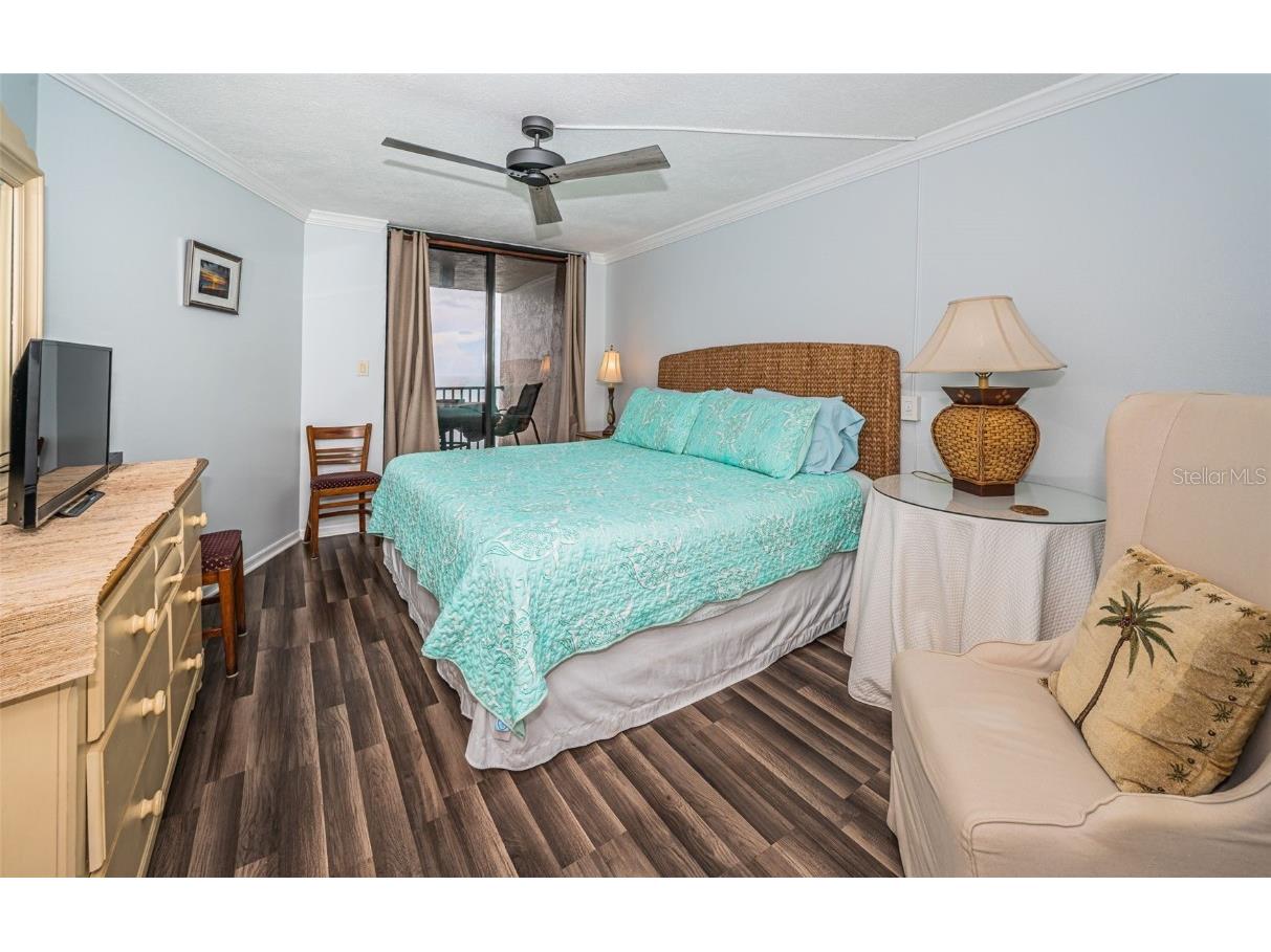 1290 Gulf Boulevard #2004 Clearwater Beach FL 33767 TB8422871 image54
