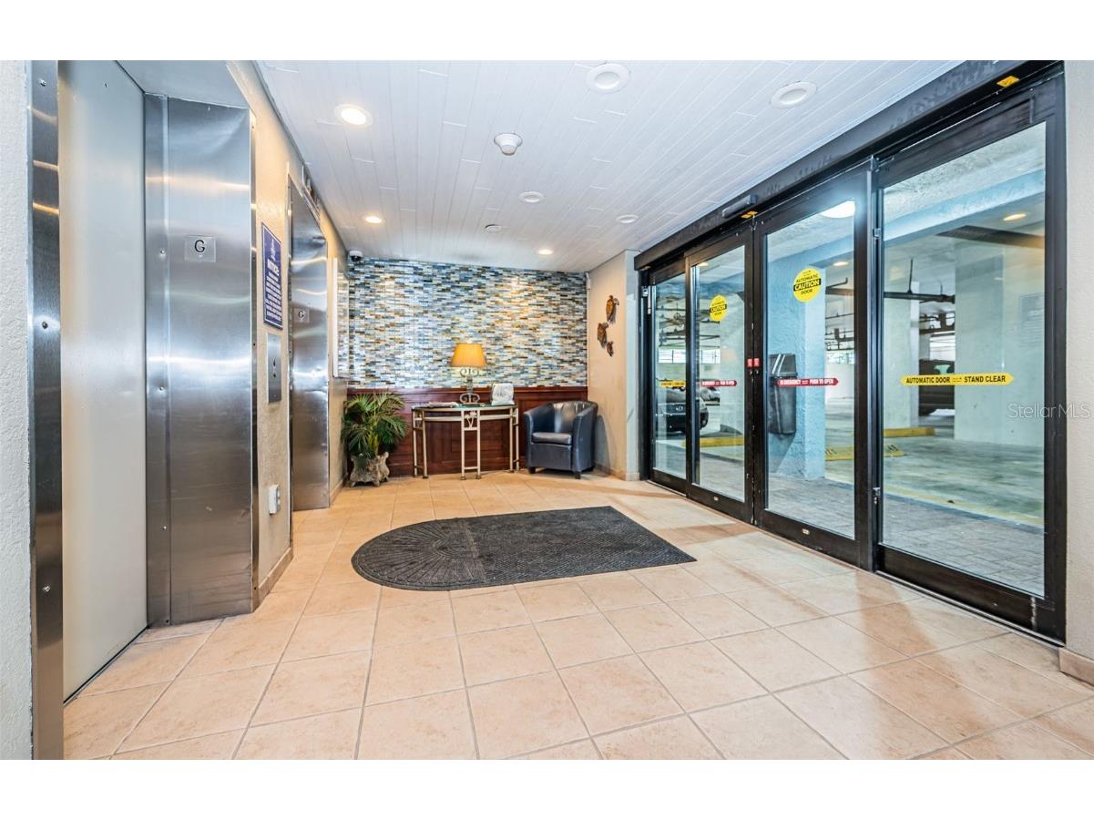 1290 Gulf Boulevard #2004 Clearwater Beach FL 33767 TB8422871 image63