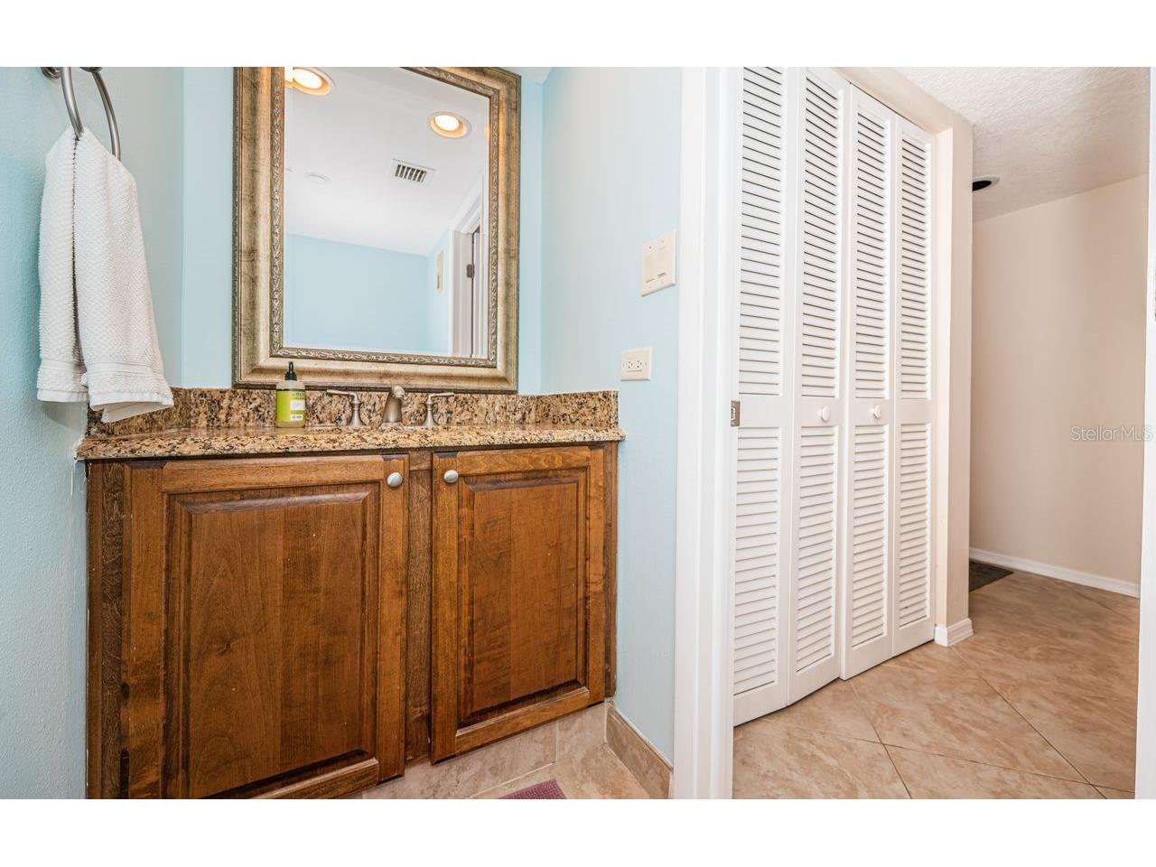 1290 Gulf Boulevard #2004 Clearwater Beach FL 33767 TB8494226 image4