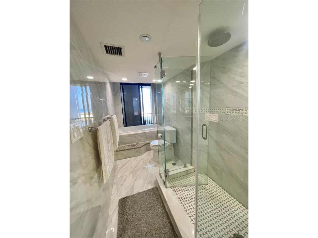 1290 Gulf Boulevard #302 Clearwater FL 33767 TB8449397 image17