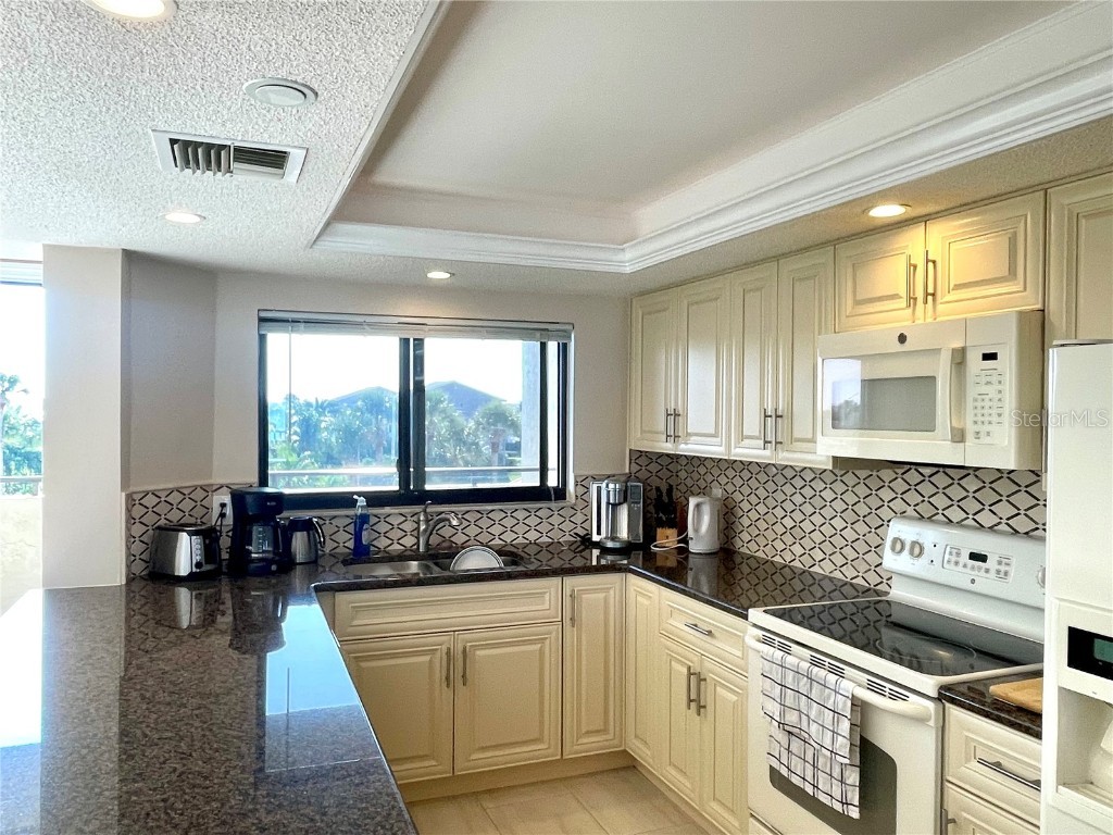 1290 Gulf Boulevard #302 Clearwater FL 33767 TB8449397 image4