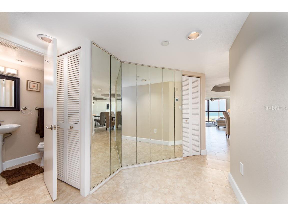 1290 Gulf Boulevard #505 Clearwater Beach FL 33767 U8253441 image21