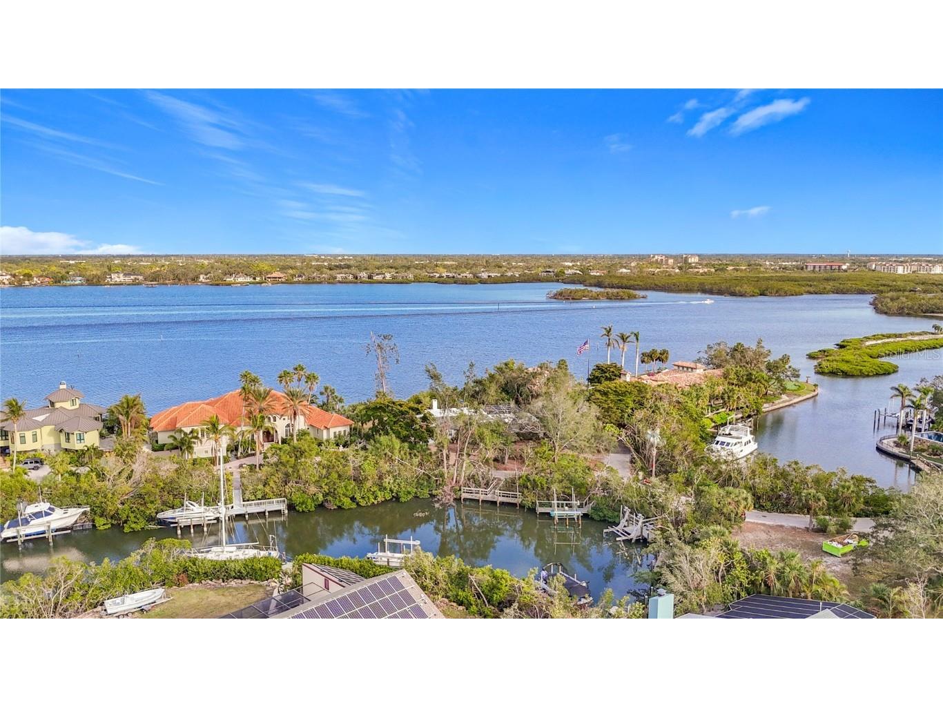 1290 Hidden Harbor Way Sarasota FL 34242 - ROBERTS BAY A4632287 image1