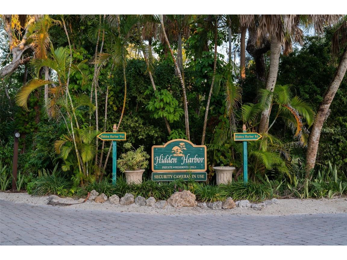 1290 Hidden Harbor Way Sarasota FL 34242 A4673273 image18