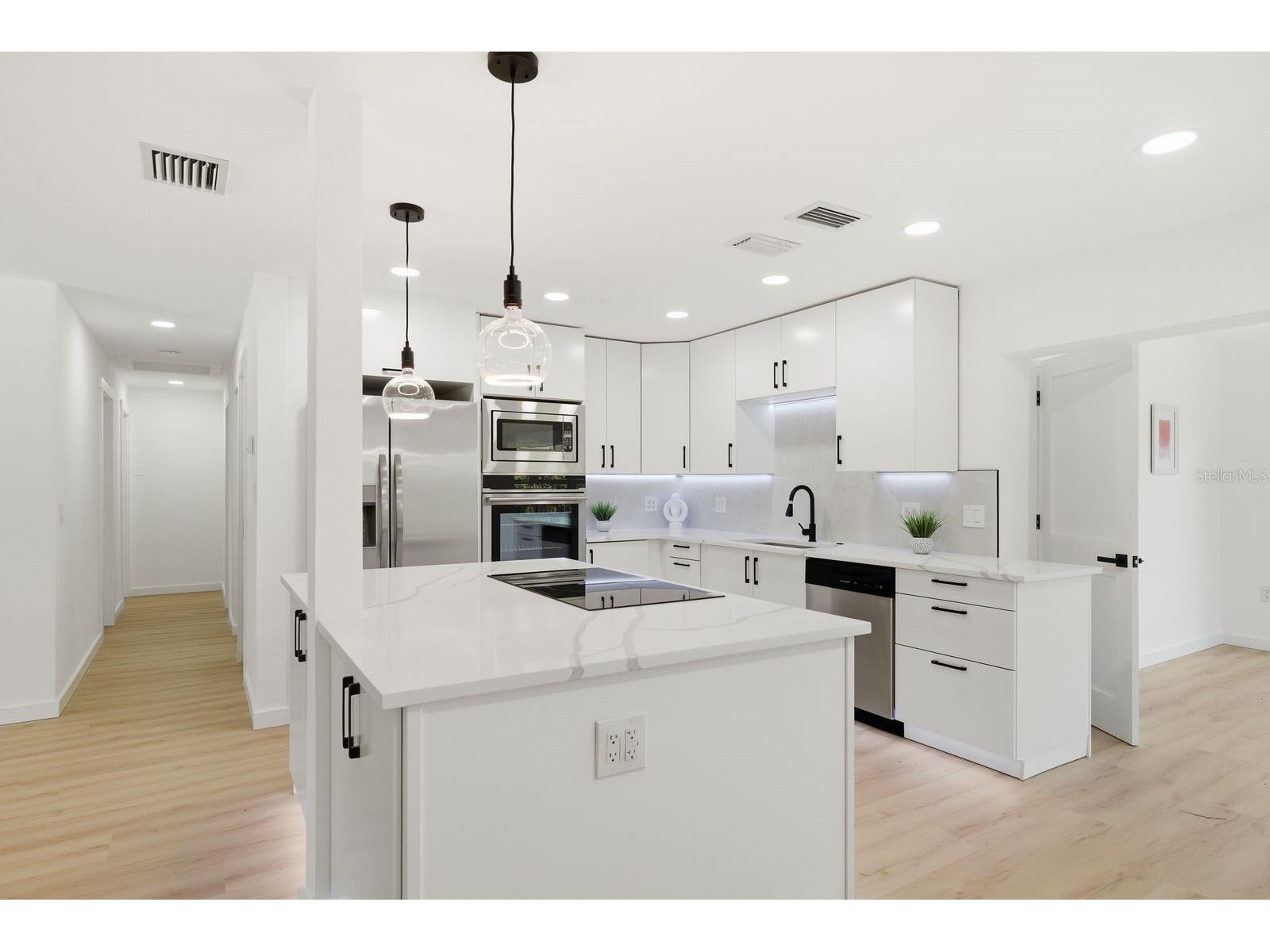 1290 Michigan Boulevard Dunedin FL 34698 TB8512380 image11