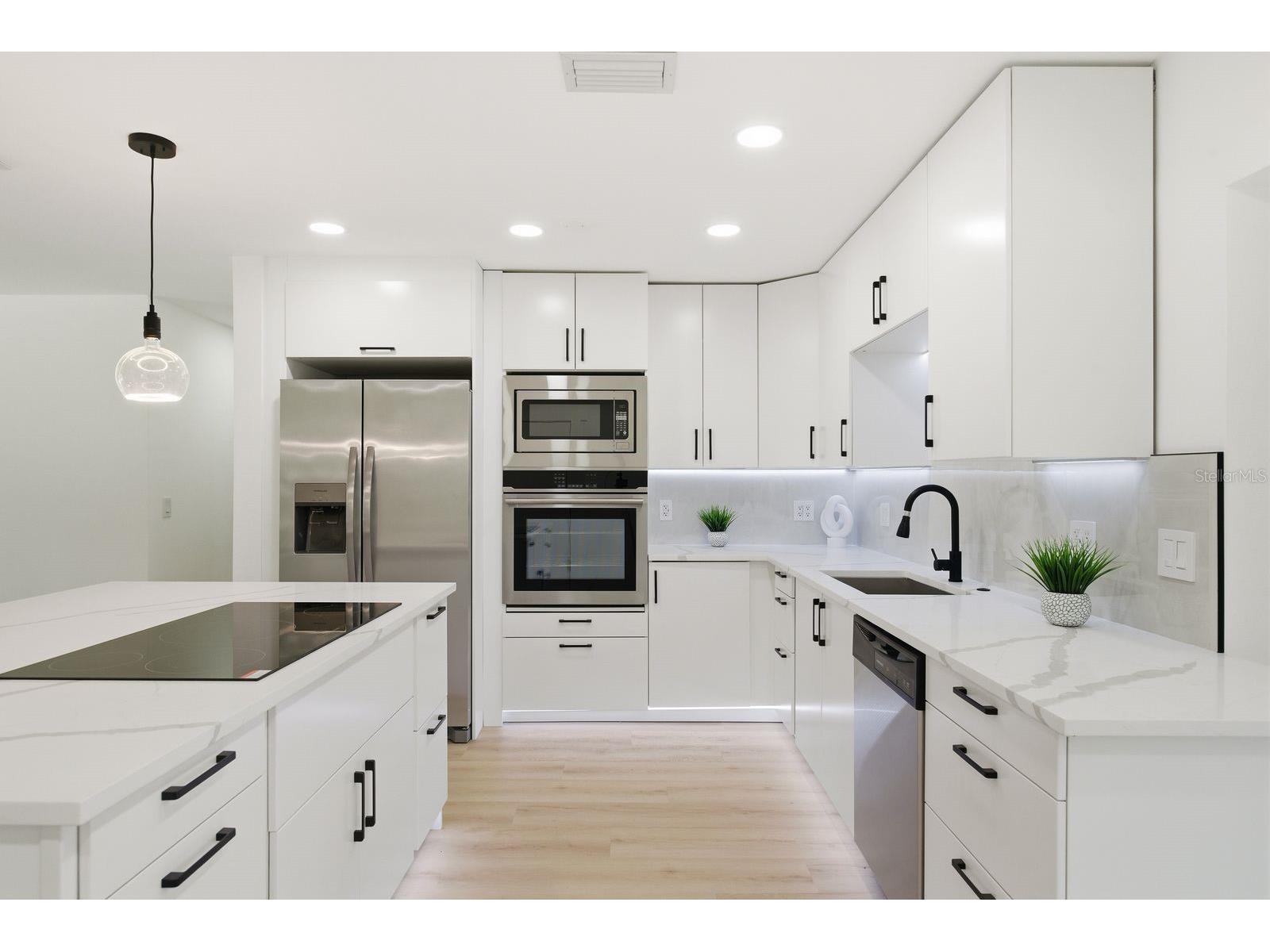 1290 Michigan Boulevard Dunedin FL 34698 TB8512380 image12