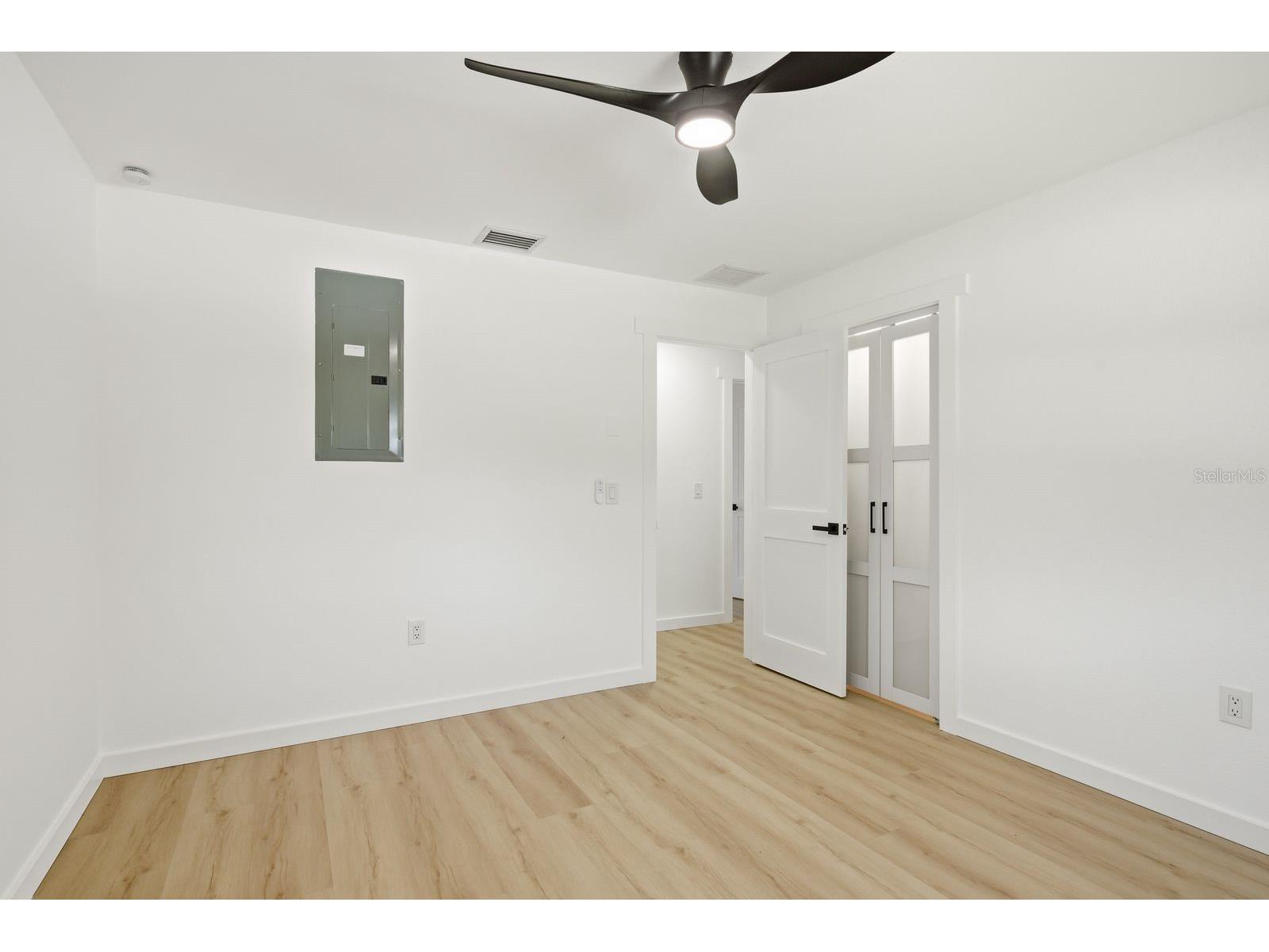 1290 Michigan Boulevard Dunedin FL 34698 TB8512380 image27