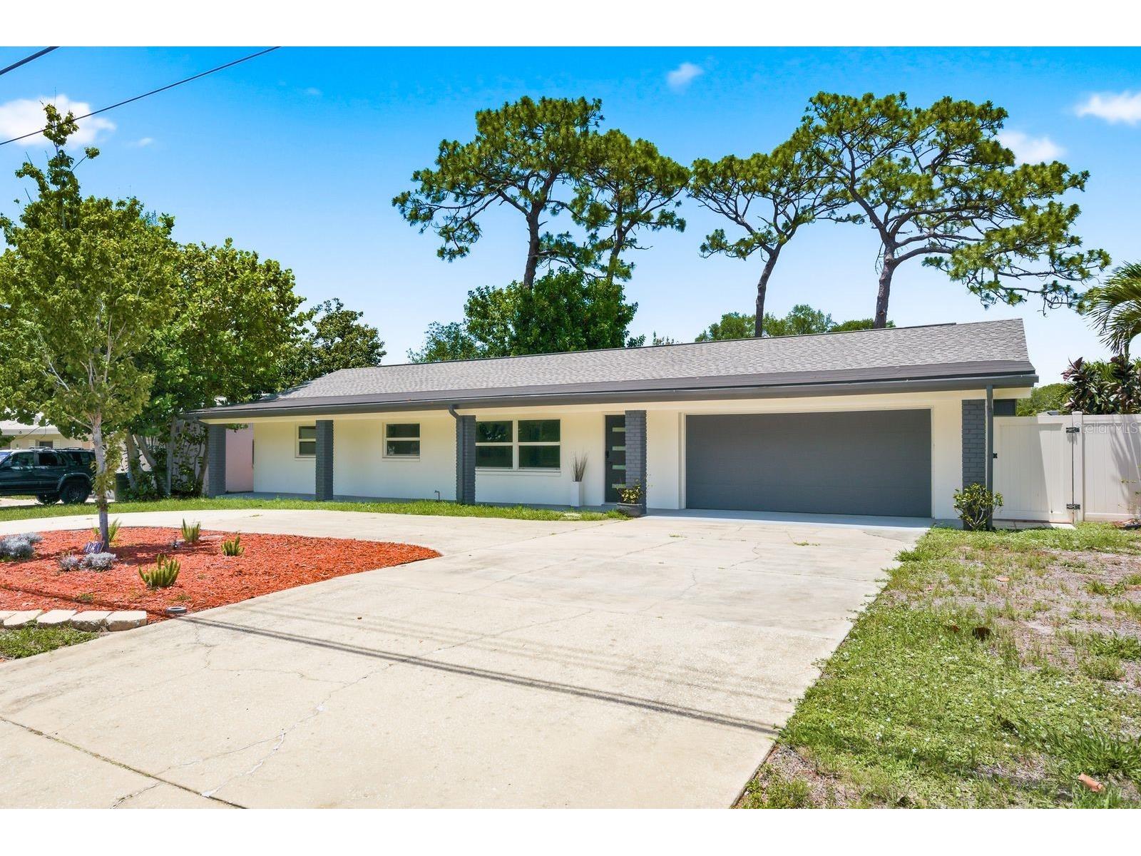 1290 Michigan Boulevard Dunedin FL 34698 TB8512380 image3