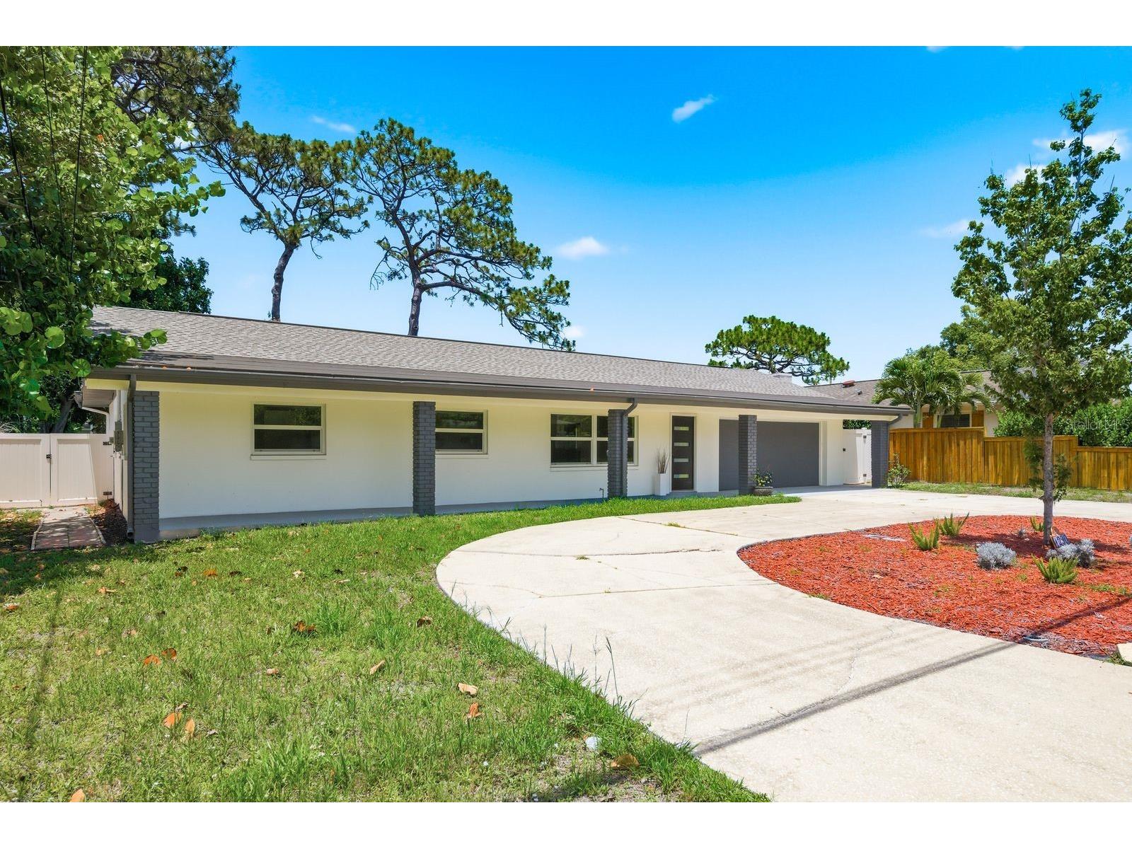 1290 Michigan Boulevard Dunedin FL 34698 TB8512380 image46