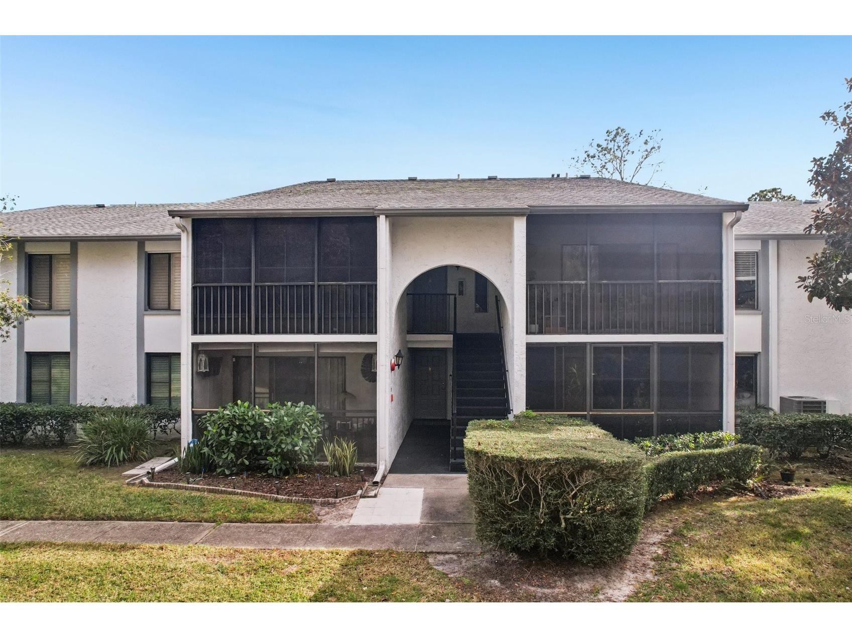 1290 Pine Ridge E #F2 Tarpon Springs FL 34688 TB8468453 image1