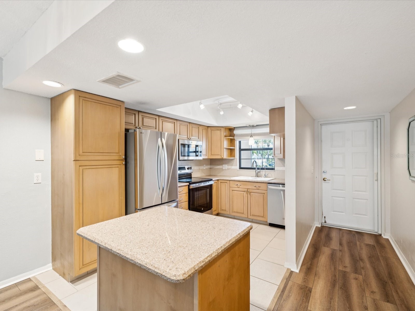 12900 Vonn Road #E203 Largo FL 33774 TB8416636 image2