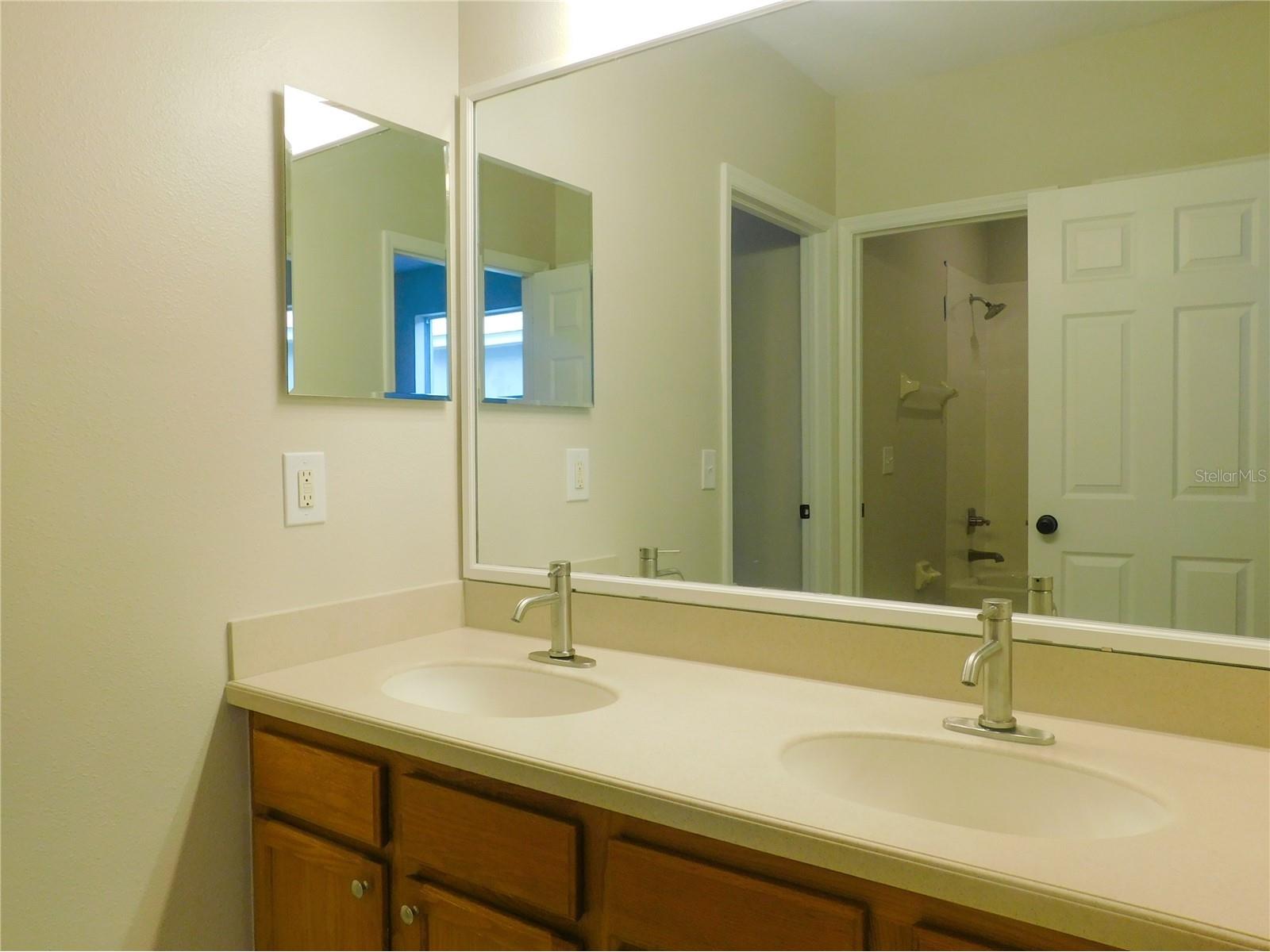 12902 Cattail Shore Lane Riverview FL 33579 TB8481497 image42