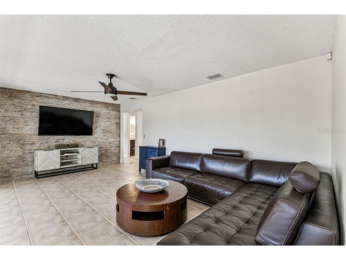 12902 N Howard Avenue Tampa FL 33612 - LAKE FLEUR DE LIS TB8457465 image12