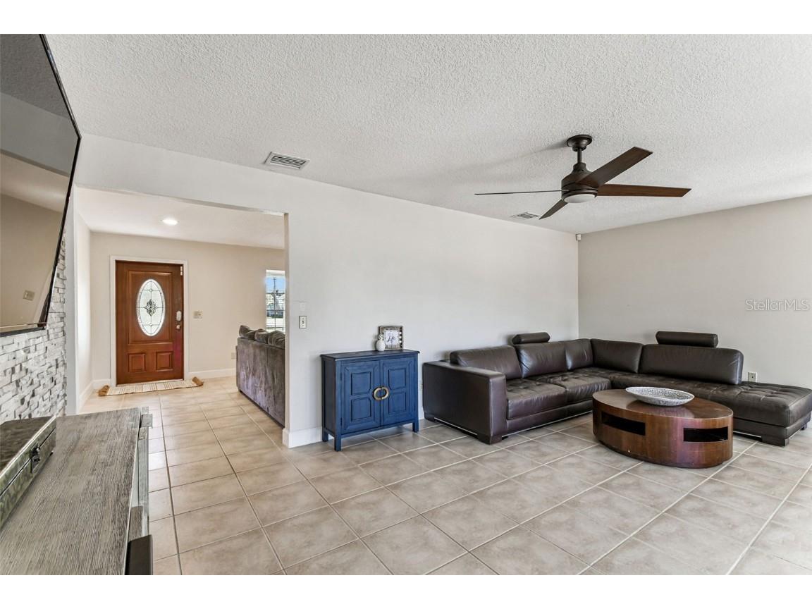 12902 N Howard Avenue Tampa FL 33612 - LAKE FLEUR DE LIS TB8457465 image13