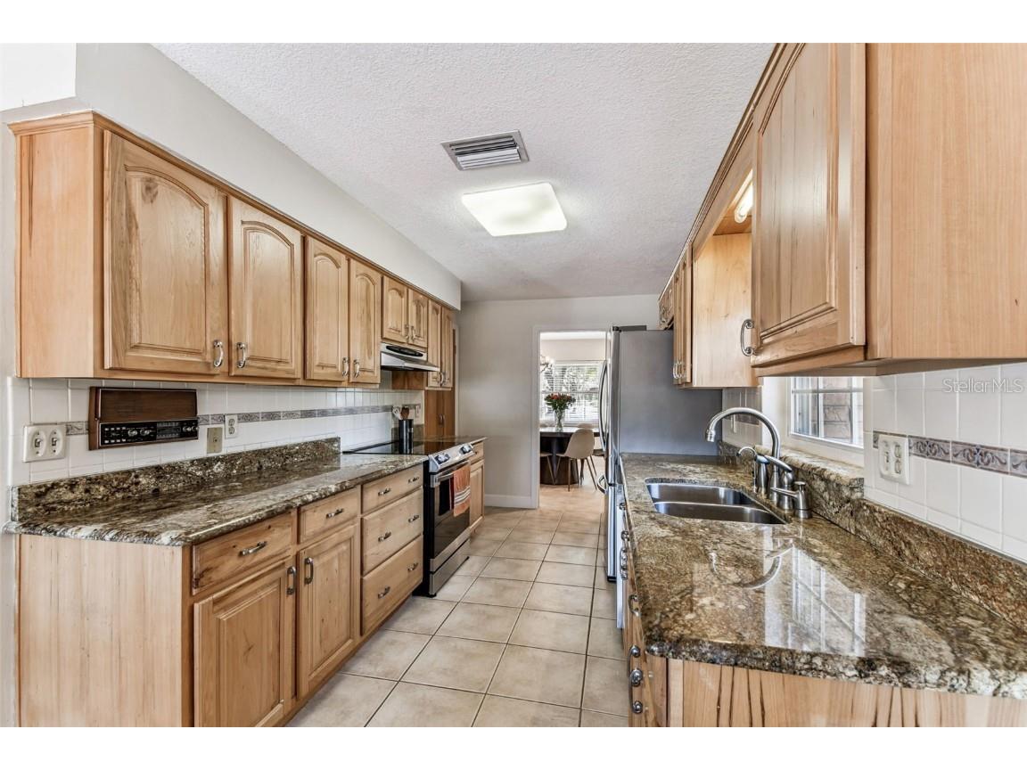 12902 N Howard Avenue Tampa FL 33612 - LAKE FLEUR DE LIS TB8457465 image50