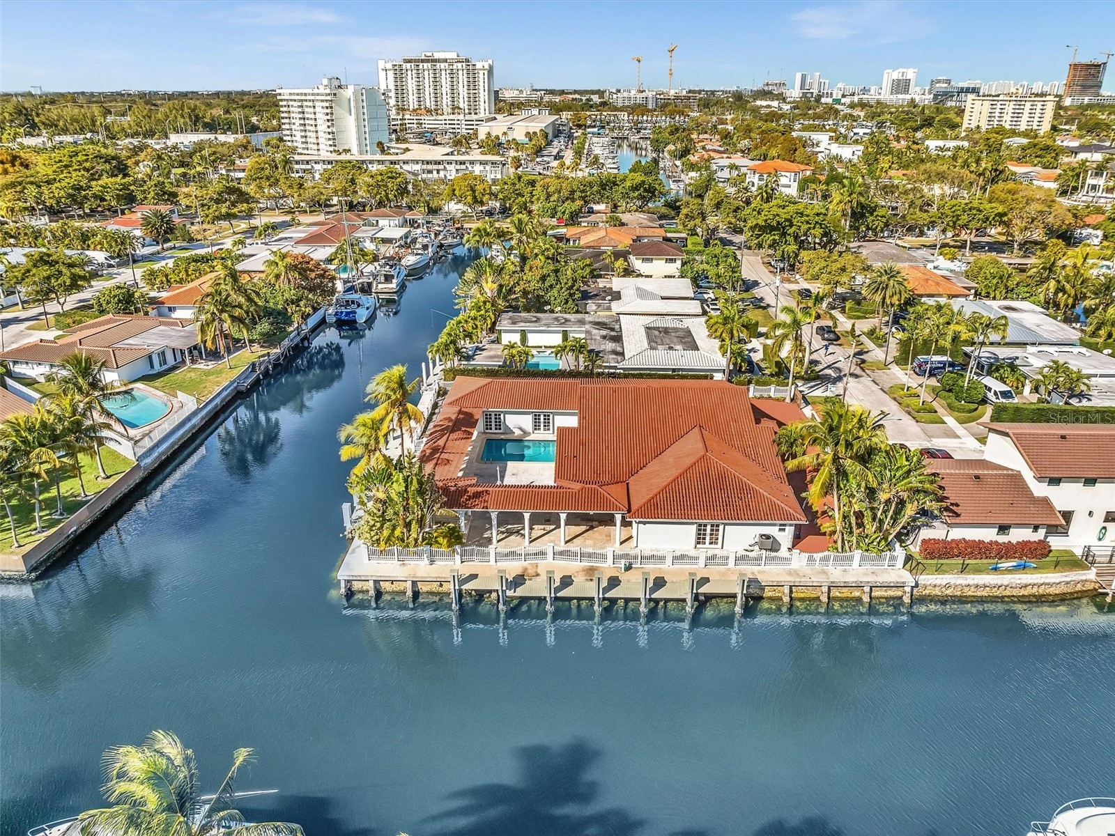 12904 Banyan Road North Miami FL 33181 TB8500637 image1
