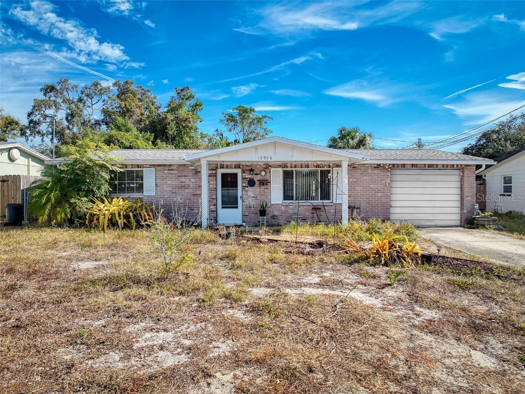 12906 Spring Avenue Hudson FL 34667 W7870717 image1