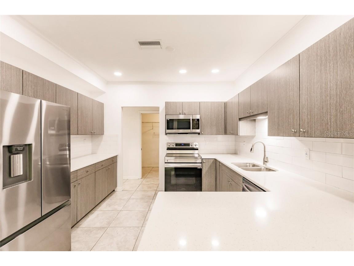 12908 SW Doug Drive Lake Suzy FL 34269 - LAKE SUZY D6136606 image18