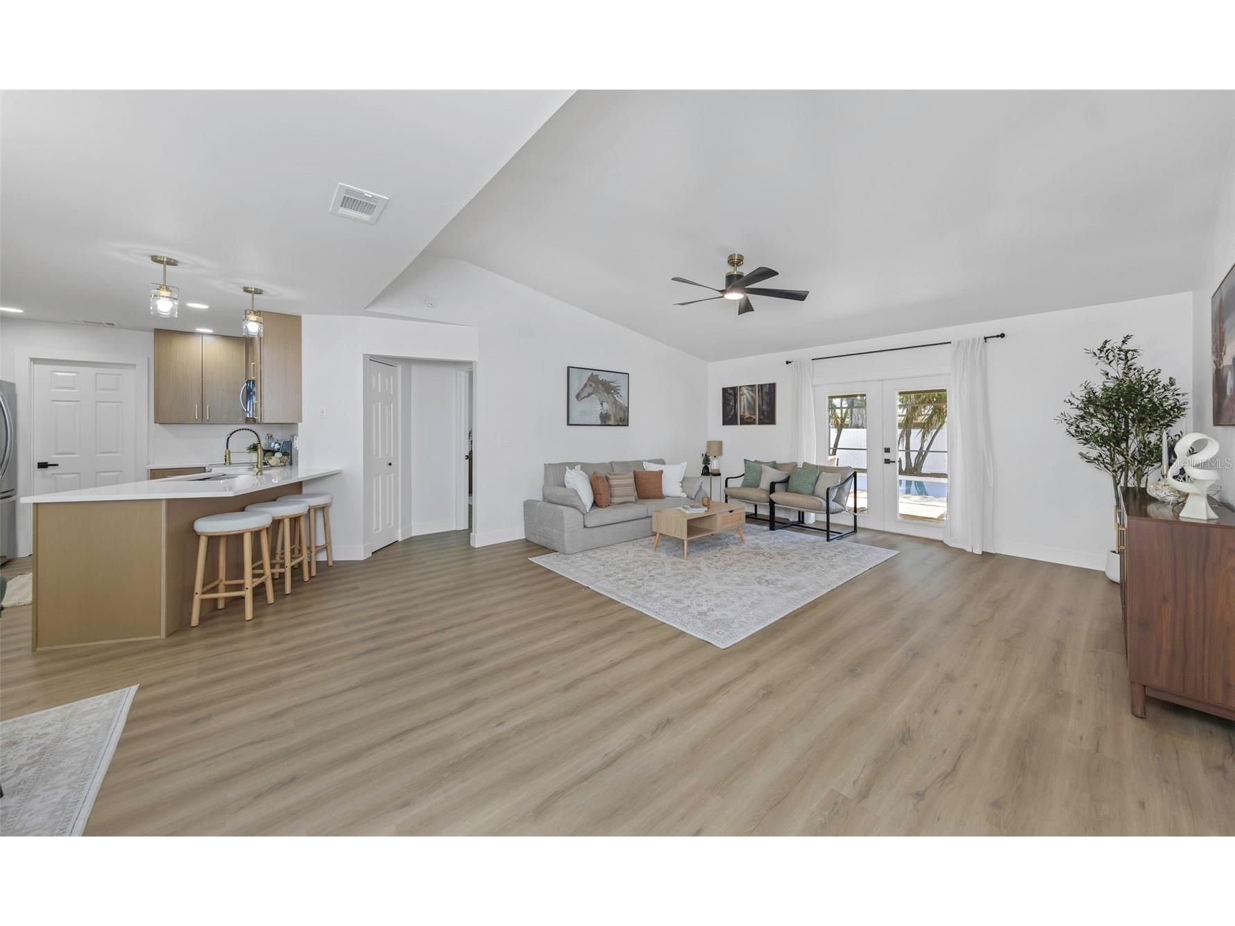 12909 Pineway Drive Largo FL 33773 TB8497695 image4