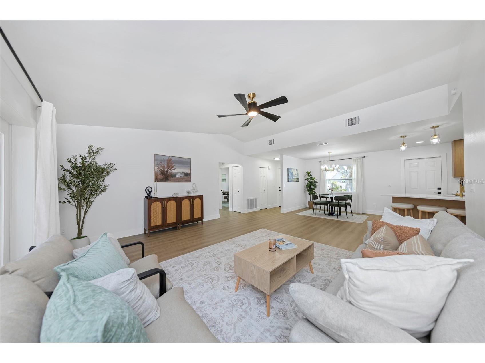 12909 Pineway Drive Largo FL 33773 TB8497695 image8