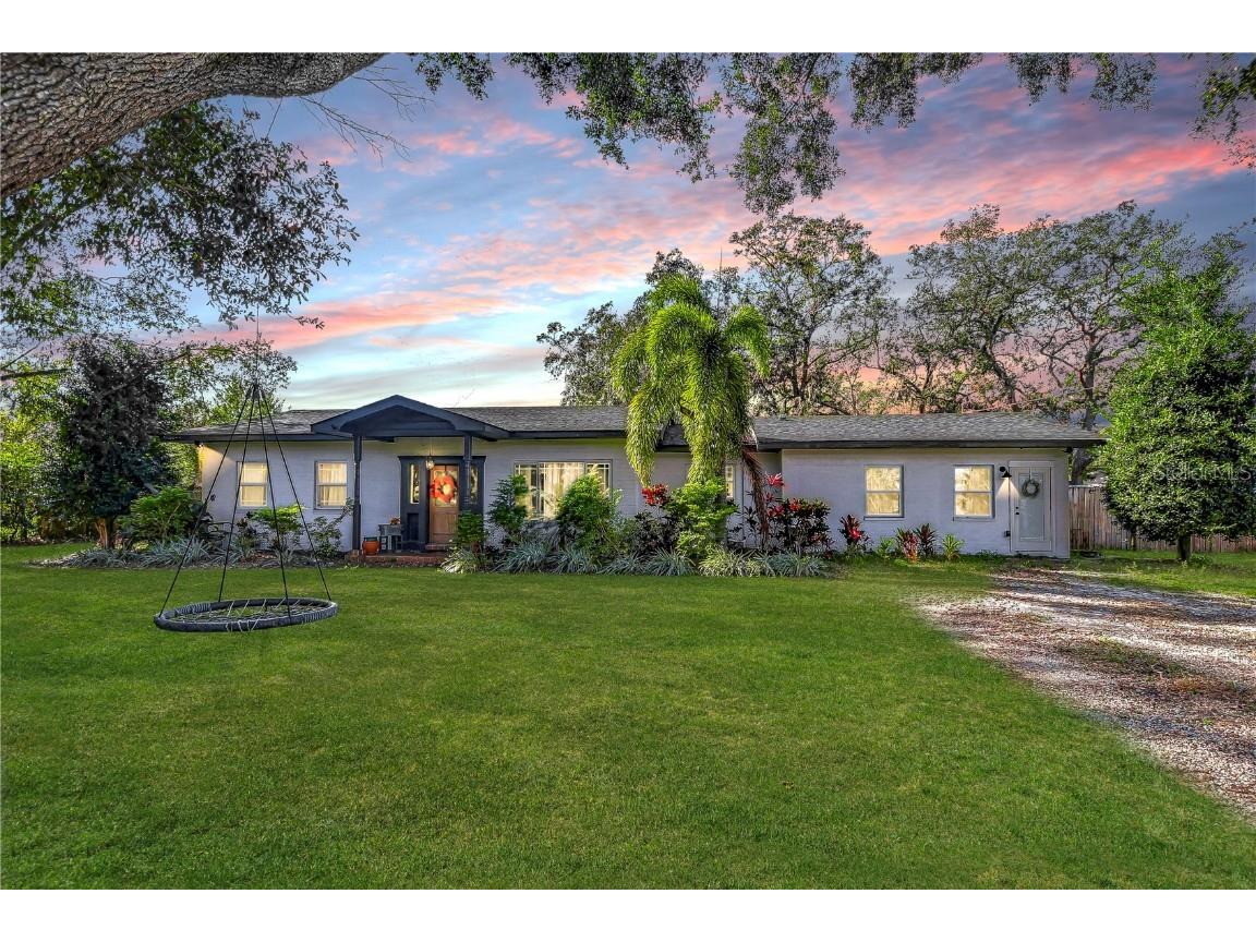 12910 Forest Hills Drive Tampa FL 33612 TB8331448 image1