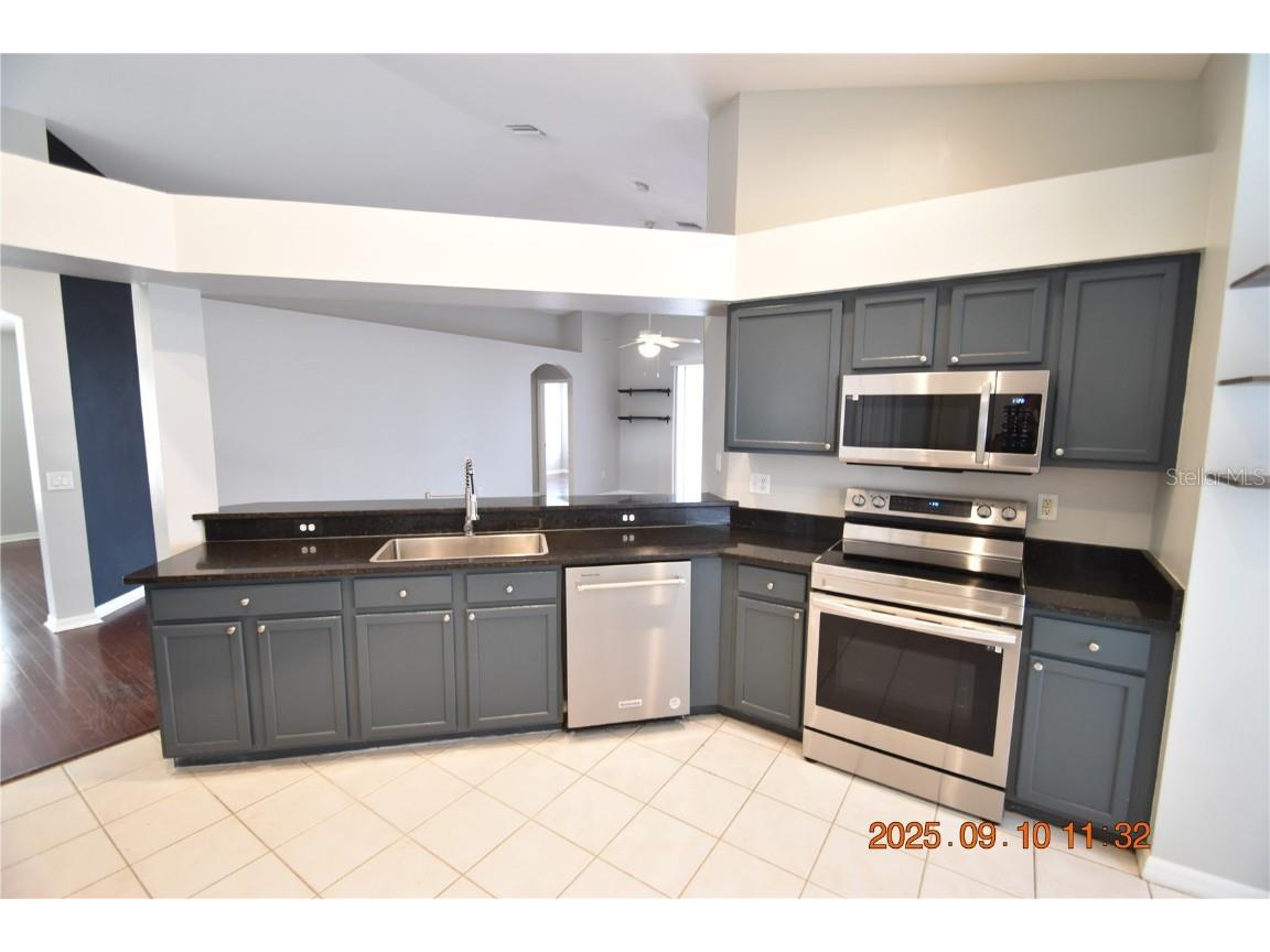 12913 Lake Vista Drive Gibsonton FL 33534 TB8427131 image13