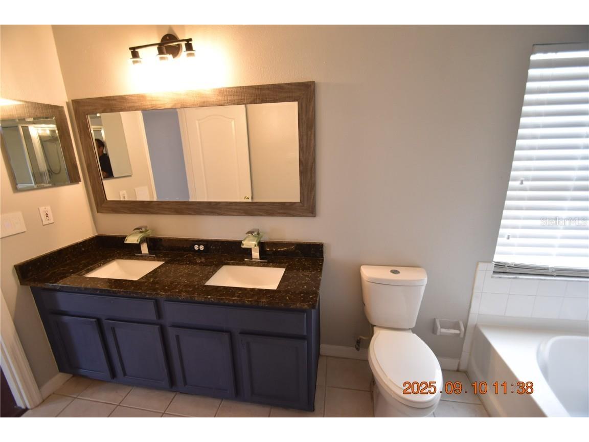 12913 Lake Vista Drive Gibsonton FL 33534 TB8427131 image24