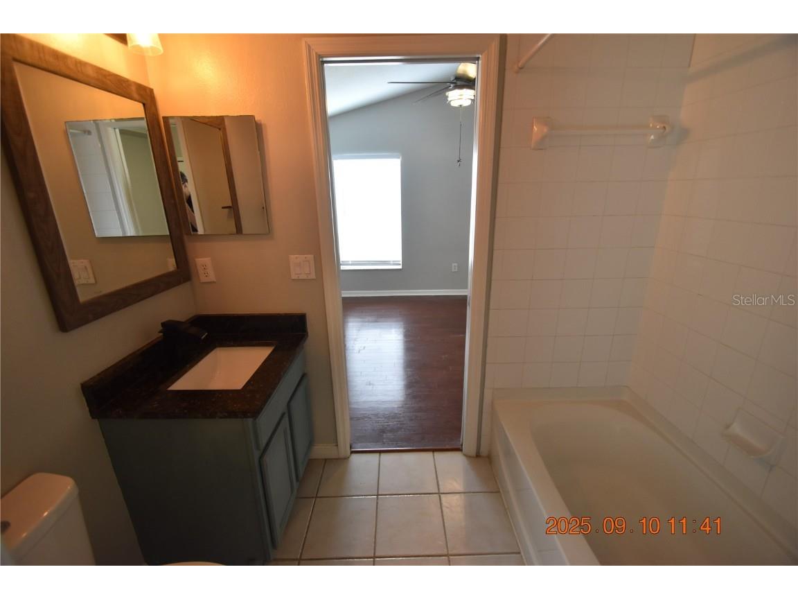 12913 Lake Vista Drive Gibsonton FL 33534 TB8427131 image33