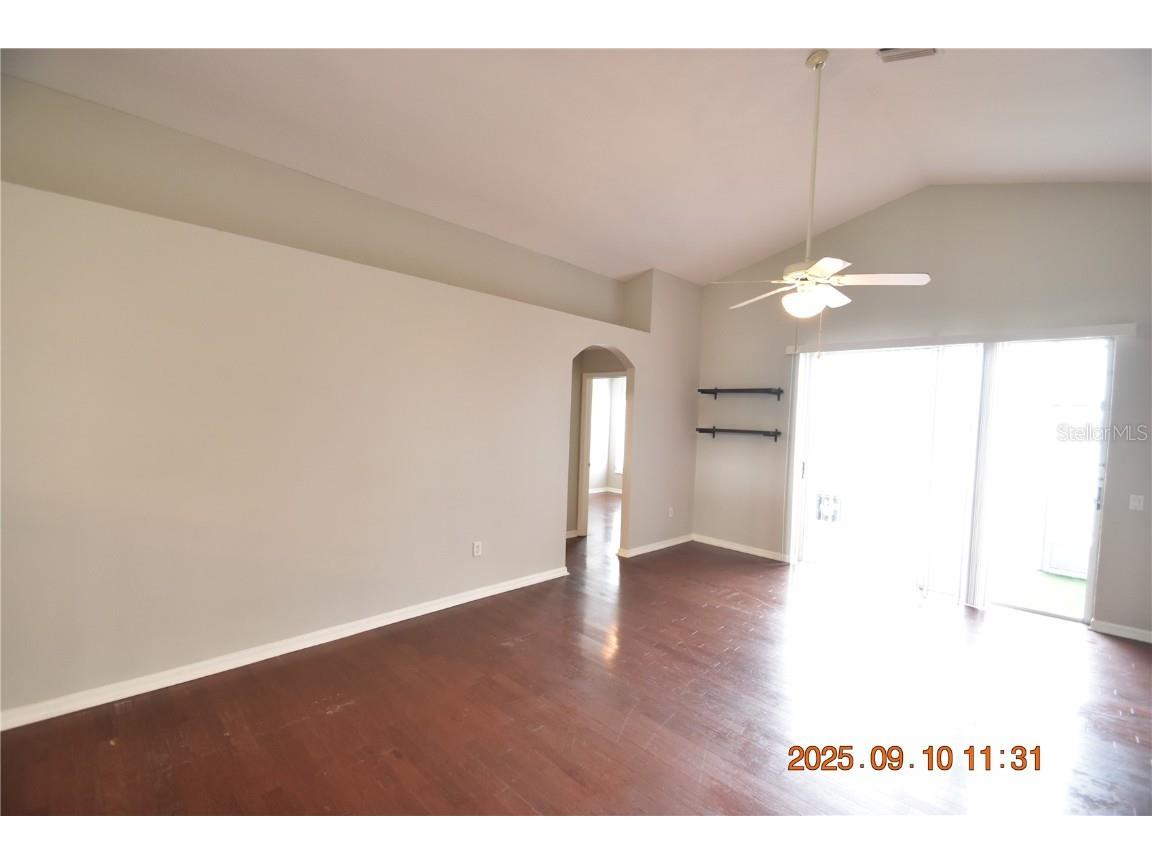 12913 Lake Vista Drive Gibsonton FL 33534 TB8427131 image4