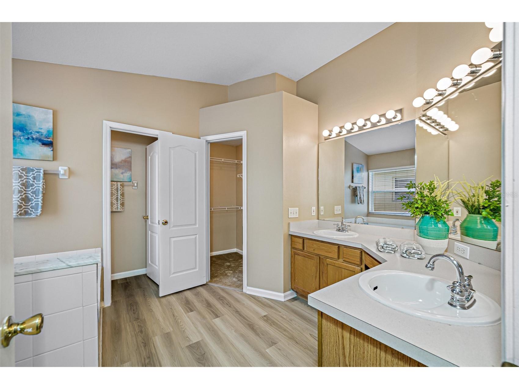 12915 Early Run Lane Riverview FL 33578 TB8518418 image28