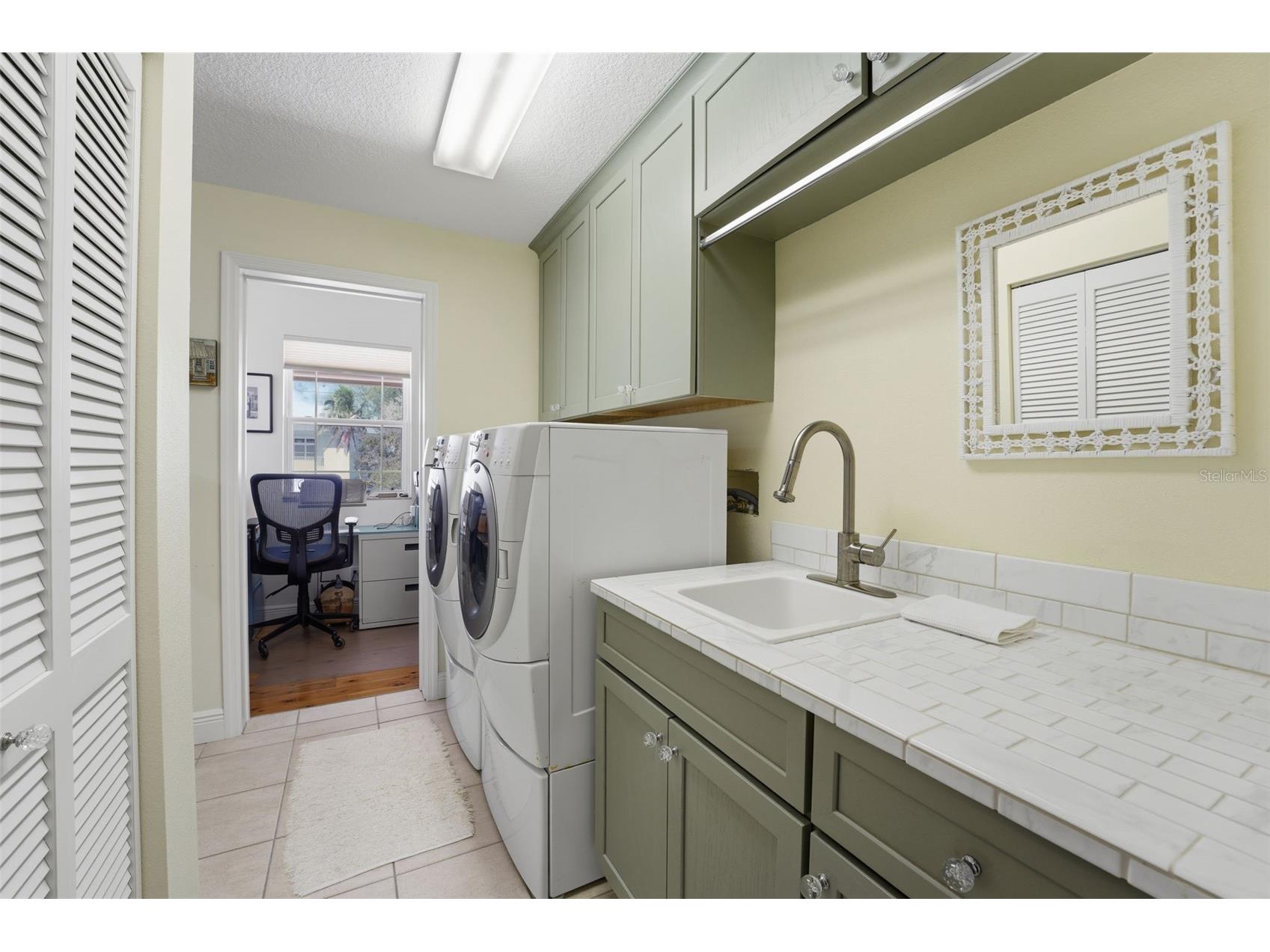 12923 Yacht Club Place Cortez FL 34215 - COVE SOUND MARINA ICW A4675344 image37