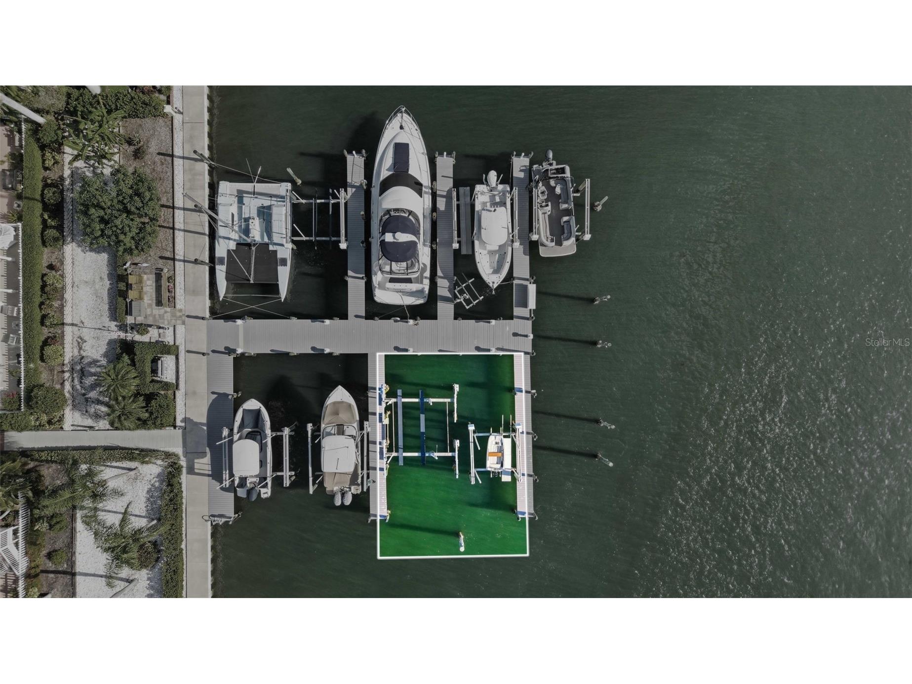 12923 Yacht Club Place Cortez FL 34215 - COVE SOUND MARINA ICW A4675344 image63