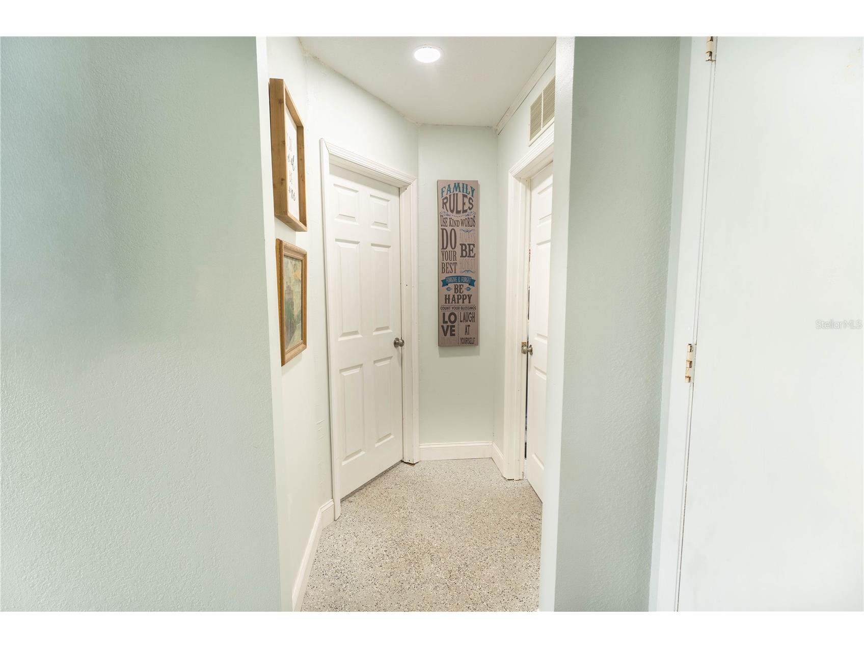 12931 82nd Avenue N Seminole FL 33776 TB8471336 image31