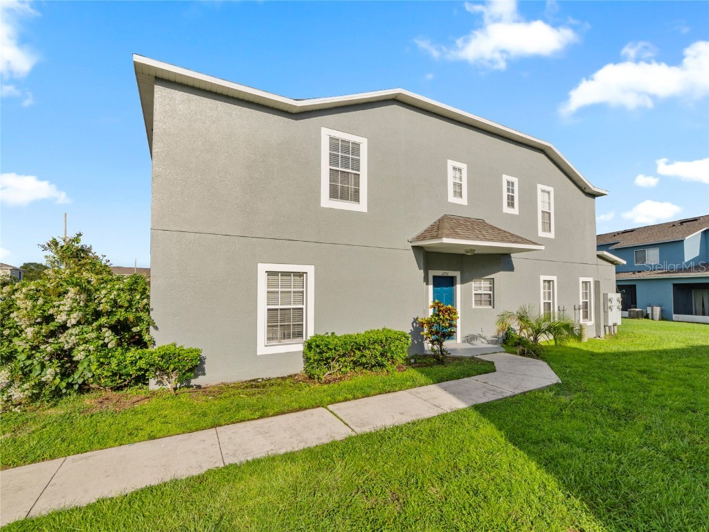 12931 Kings Crossing Drive Gibsonton FL 33534 T3542344 image1