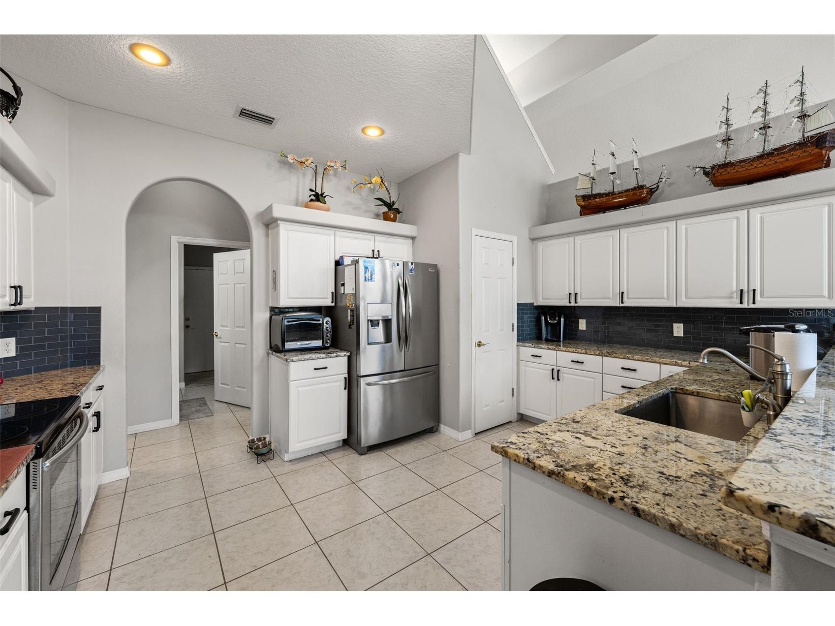 12932 Lakeshore Drive Clermont FL 34711 - LAKE MINNEHAHA G5113470 image9