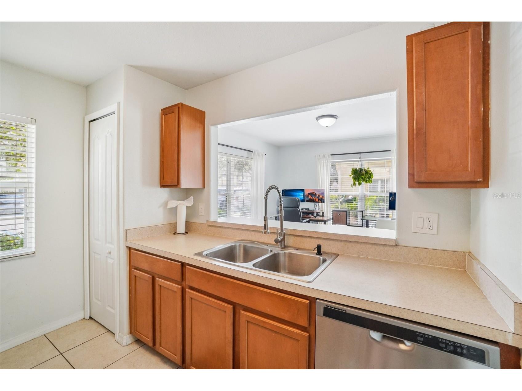 12937 Trade Port Place Riverview FL 33579 TB8483860 image10