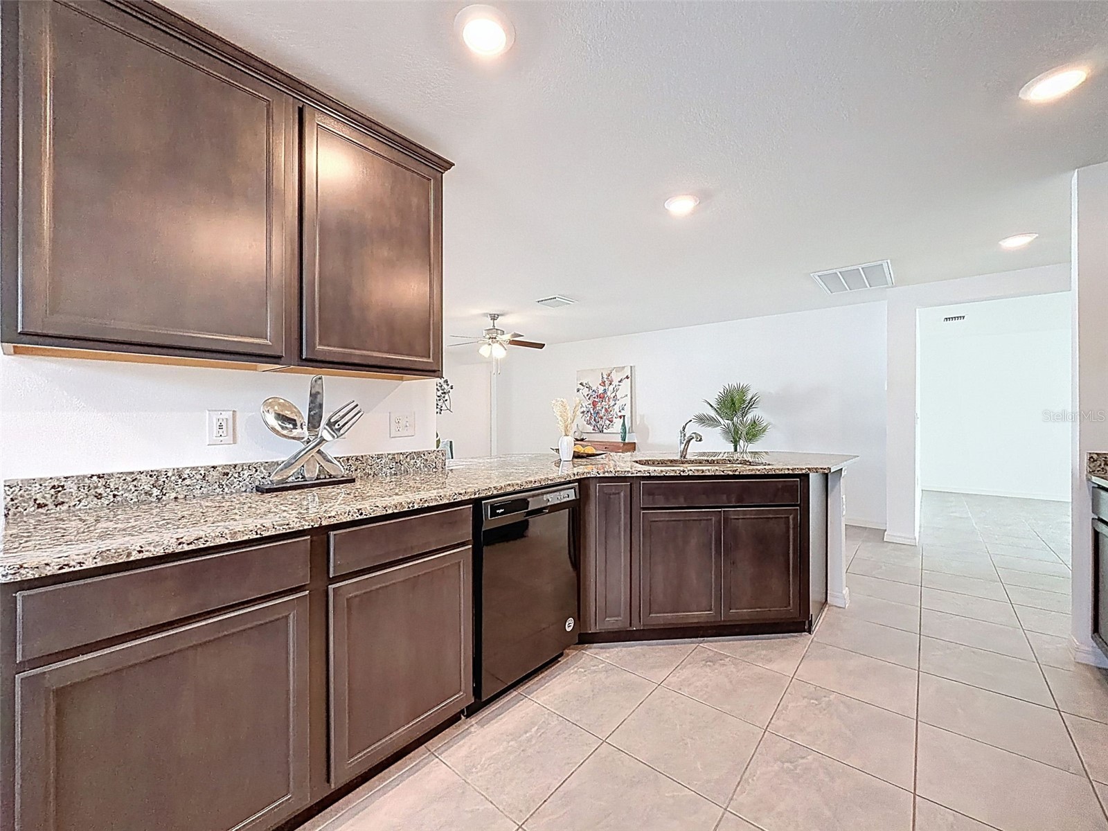 12943 Impatiens Street Spring Hill FL 34609 W7882133 image12