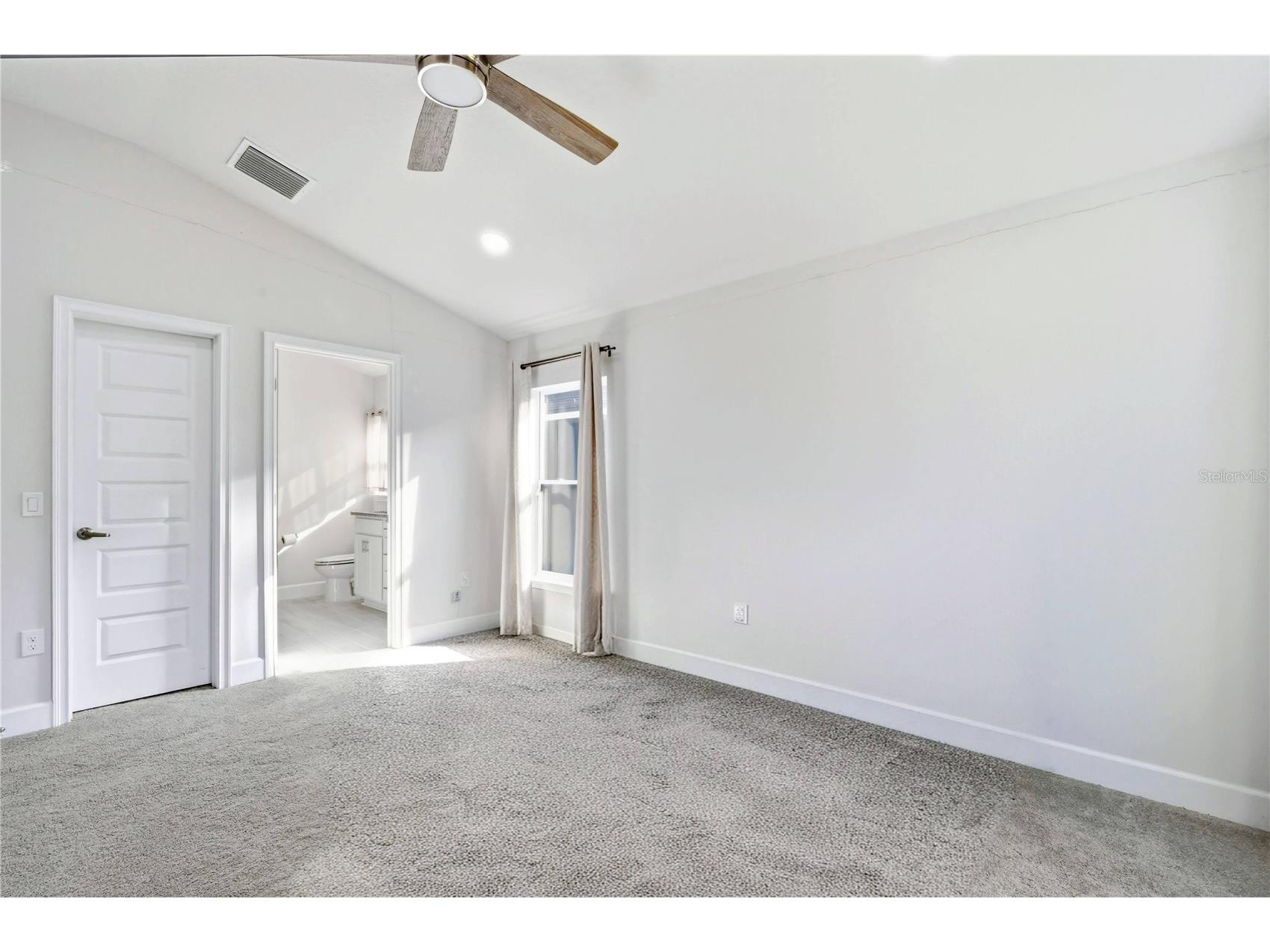 12945 Ogden Glade Road Dade City FL 33525 TB8485517 image18
