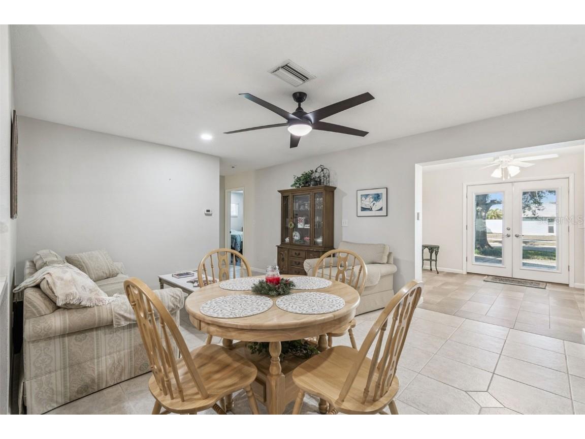 12946 88th Avenue Seminole FL 33776 TB8456761 image14