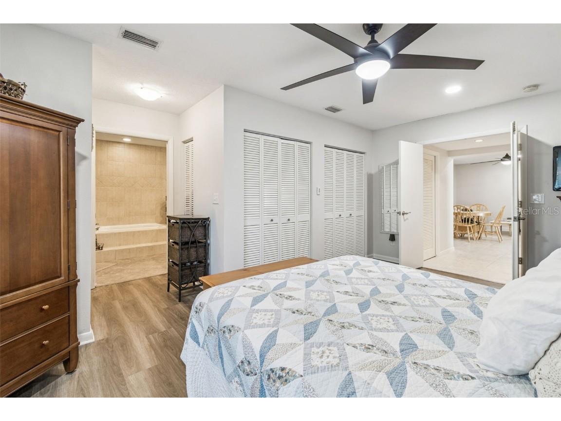 12946 88th Avenue Seminole FL 33776 TB8456761 image34