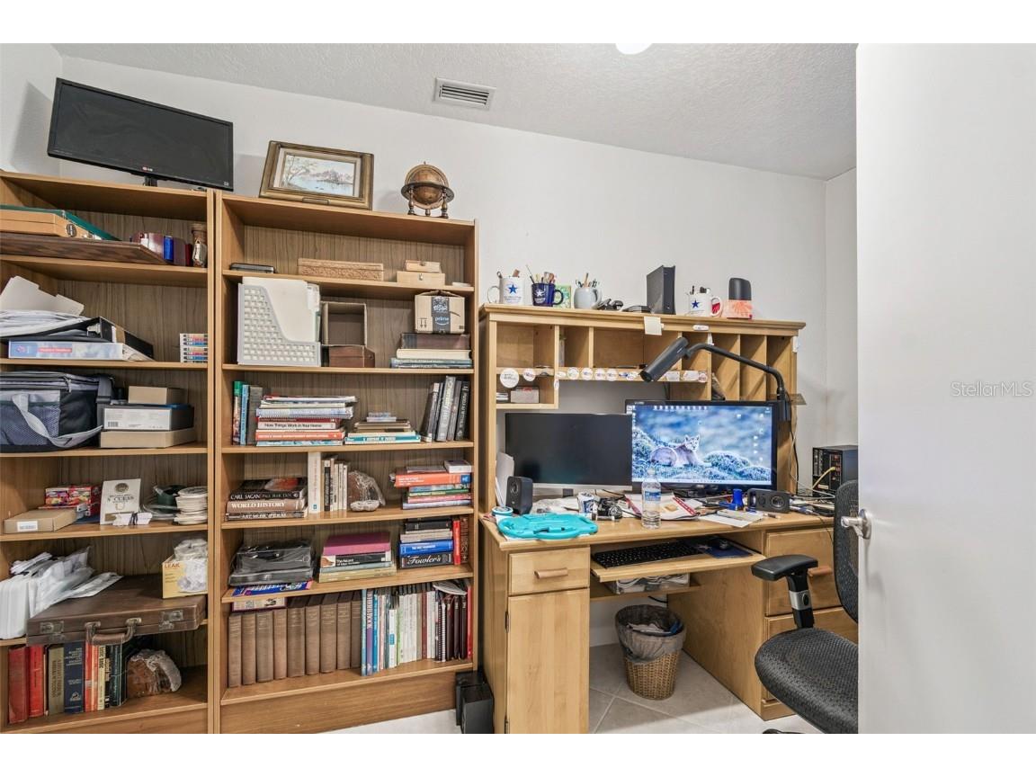 12946 88th Avenue Seminole FL 33776 TB8456761 image54