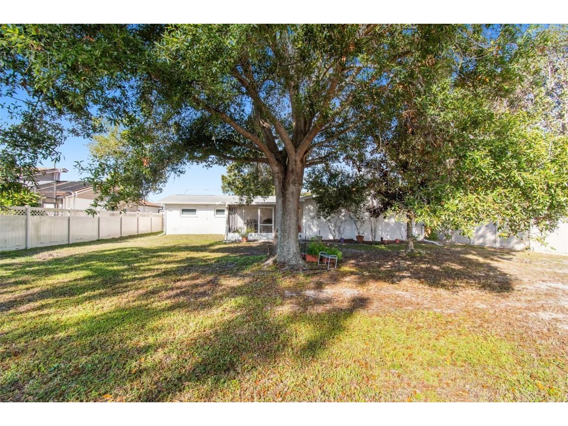 12946 88th Avenue Seminole FL 33776 TB8456761 image64