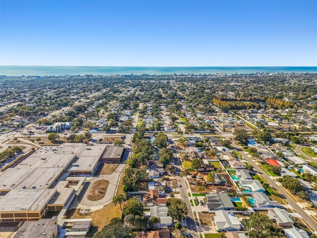 12946 88th Avenue Seminole FL 33776 TB8456761 image80