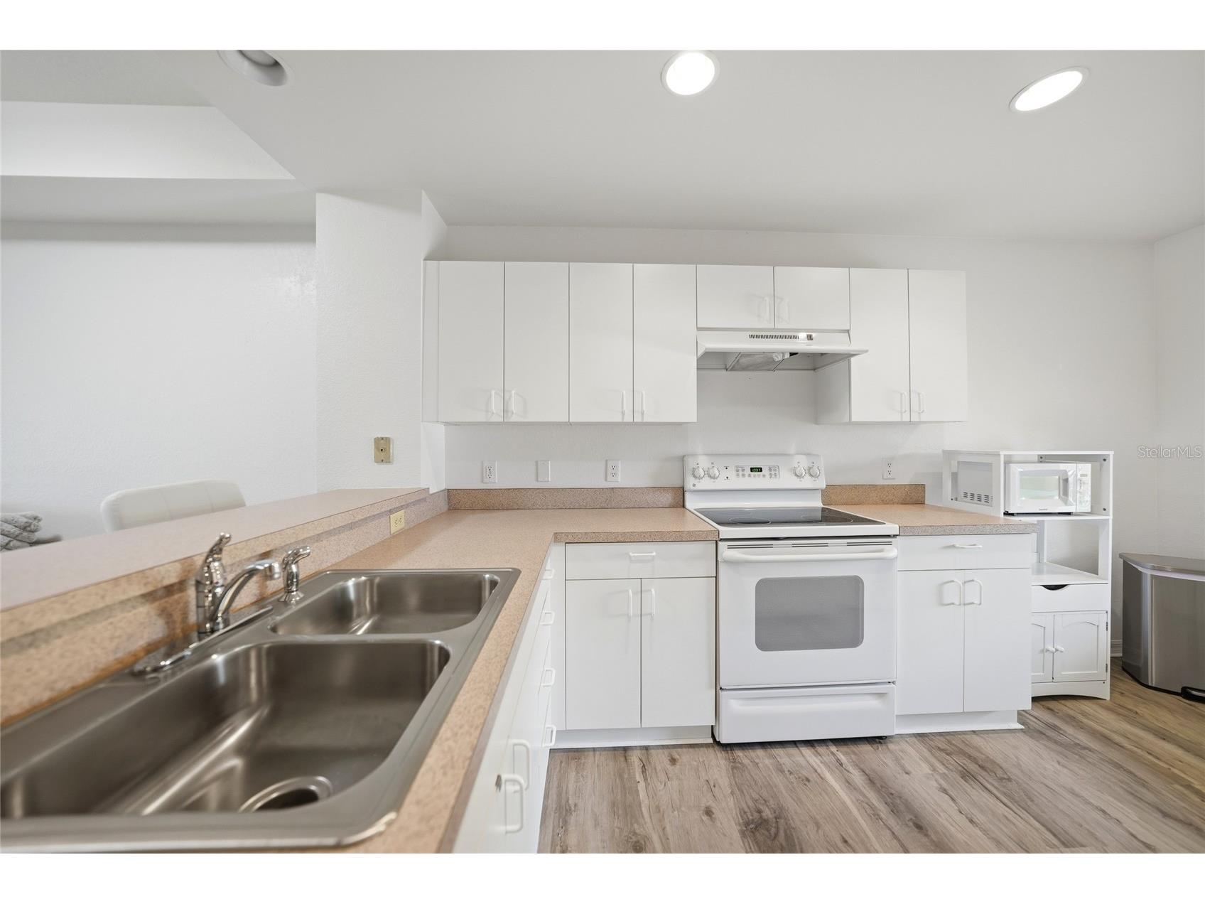 1295 Saxony Circle #2103 Punta Gorda FL 33983 C7524736 image7