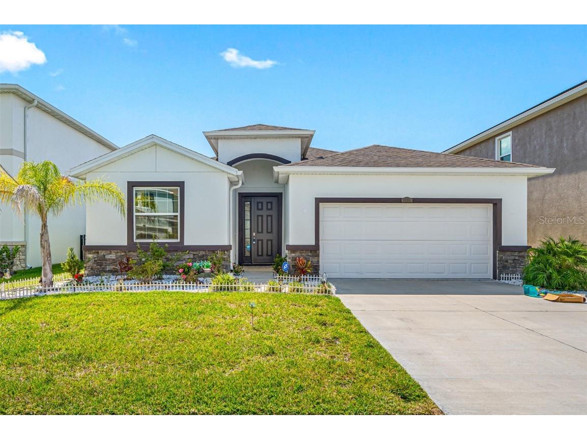 1295 Zion Arches Lane Wesley Chapel FL 33543 T3530117 image1